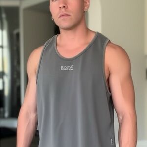 Gray Athletic Tank Top with Crew Neck and Wide Arm Openings
